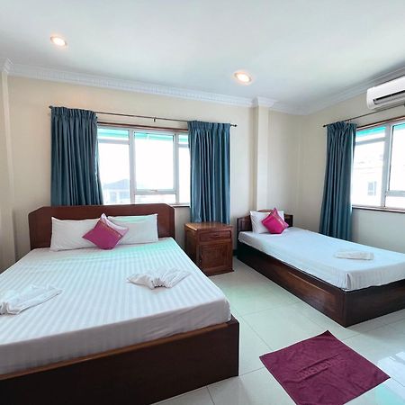 Seng Hout Hotel Battambang Buitenkant foto