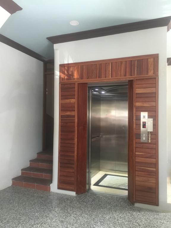 Seng Hout Hotel Battambang Buitenkant foto