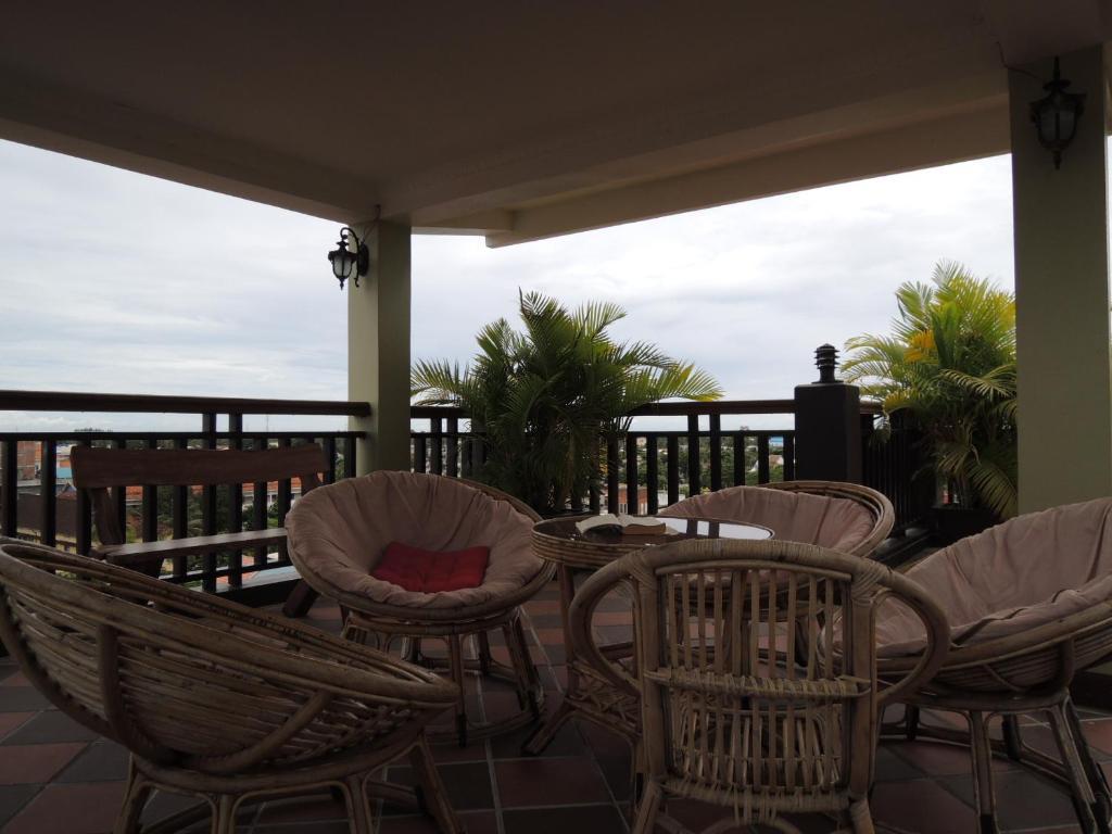 Seng Hout Hotel Battambang Buitenkant foto