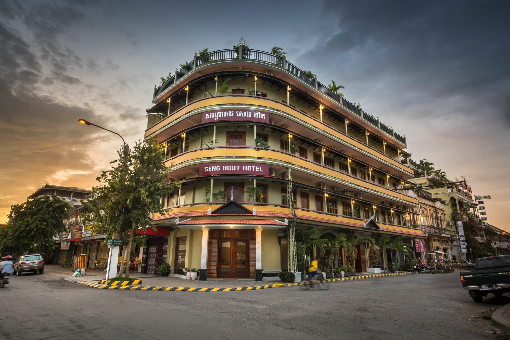 Seng Hout Hotel Battambang Buitenkant foto