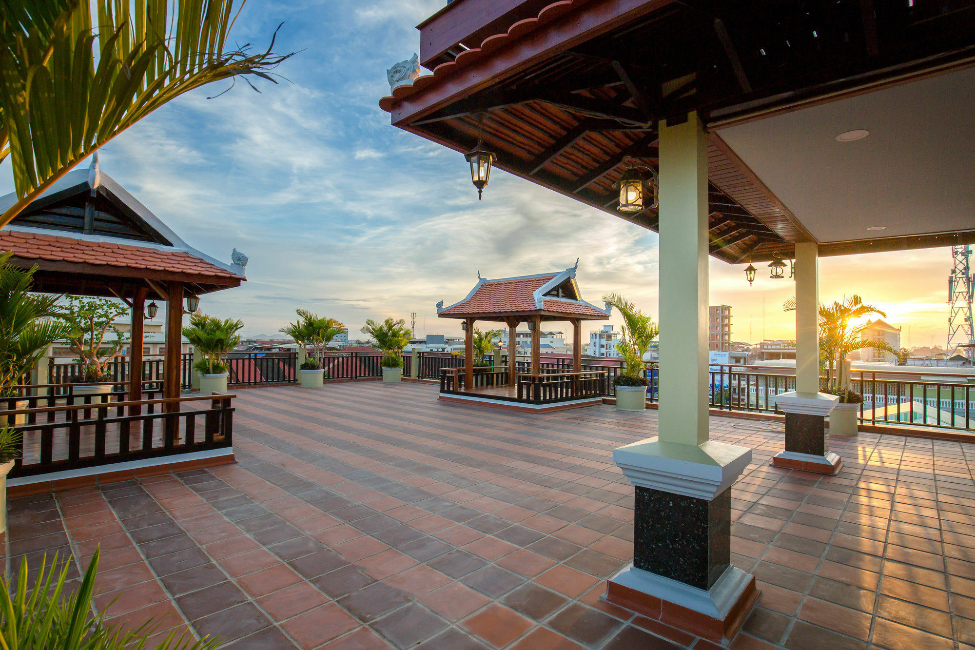 Seng Hout Hotel Battambang Buitenkant foto