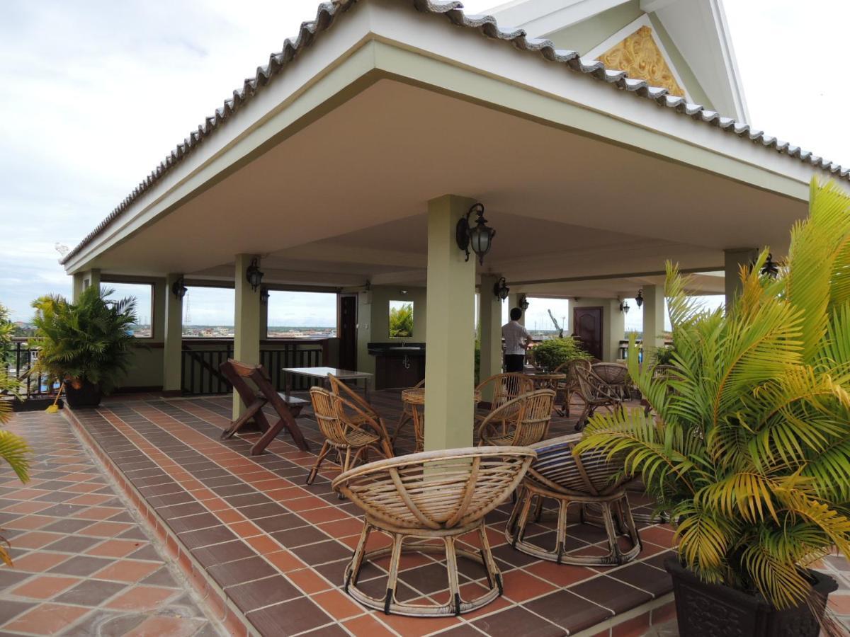 Seng Hout Hotel Battambang Buitenkant foto